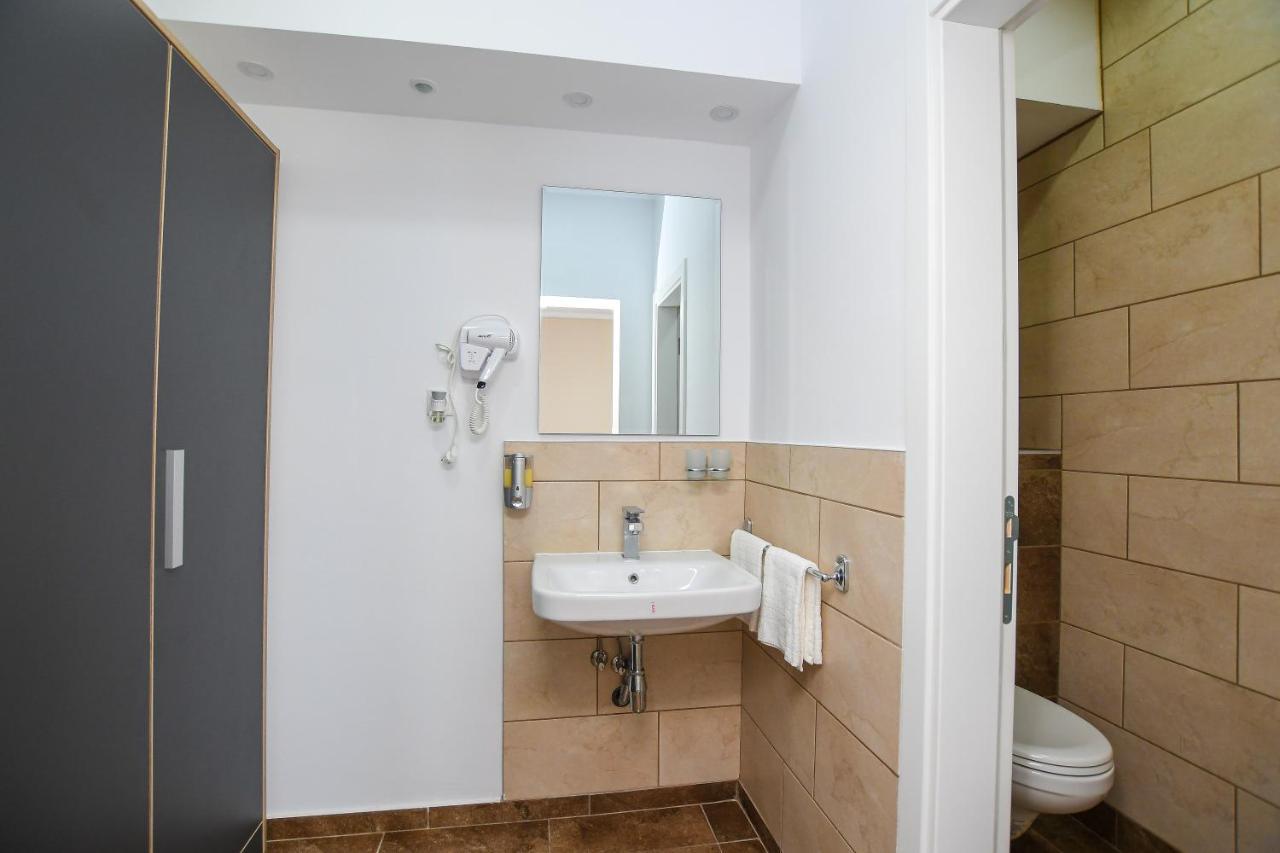 Danubiana Apartments 5 Кладово Екстериор снимка