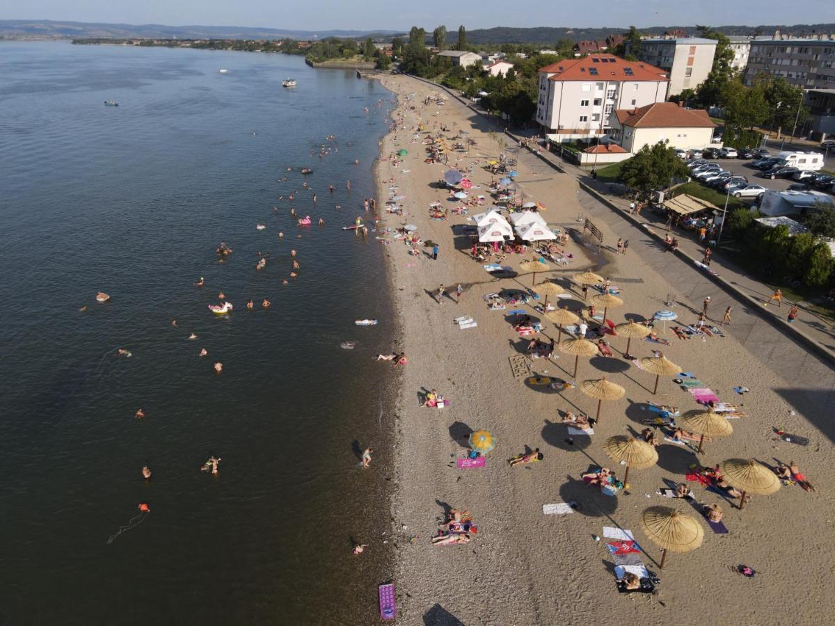 Danubiana Apartments 5 Кладово Екстериор снимка